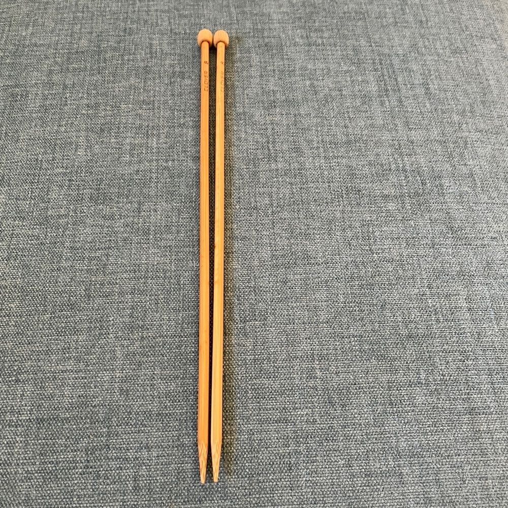Clover Knitting Needles, Size 8